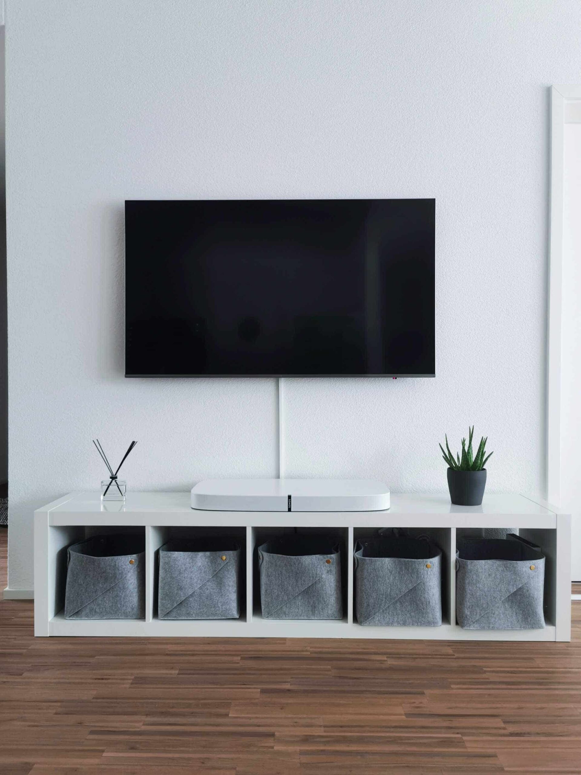 How to Start a Tv Mounting Business 