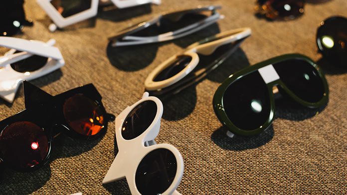 How to Start Sunglasses Business 